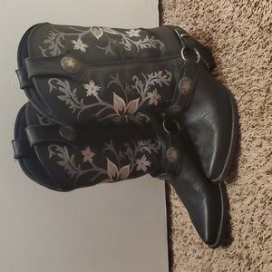 Durango boots size 8 Black